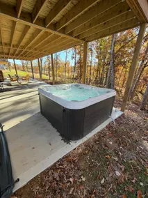 Luxury Lake House | Sleeps 14 | Hot Tub & More - Image 3