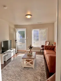 Cozy Home in Madison Heights - Image 4