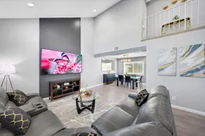 Modern Spacious Remodeled Home - Image 2