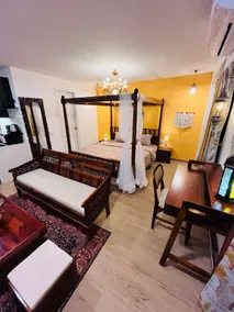The Heritage Hideaway by SuperHomes - Image 3