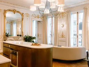 Luxury Fashion Week 80m2 AirConditioned w Terrace - Image 2