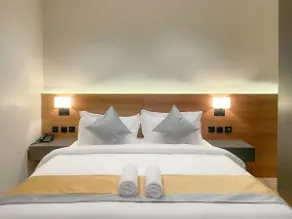 Queen room in Olaya neighborhood - Image 4
