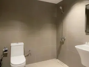 Queen room in Olaya neighborhood - Image 3