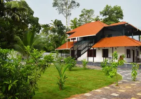 MeadowView Cottage Marari - Image 2