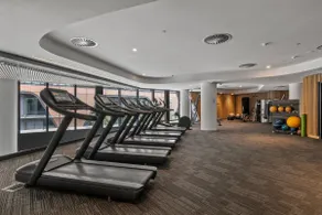 Docklands Waterfront Luxury 180° Views | Pool, Gym - Image 4