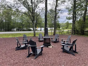 All-Season Lakeview Ranch – Relax or Adventure! - Image 2