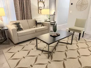 6 Guest Apt in Residential Area 8 Min to Riverwalk - Image 3