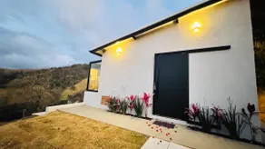 Cabin with heated pool, Jacuzzi and fireplace - Image 5