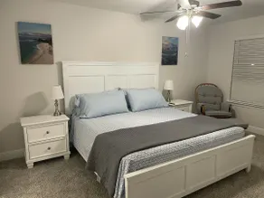 Gulf Breeze Getaway by the Sea, by community pool - Image 3