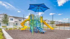 Gulf Breeze Getaway by the Sea, by community pool - Image 4