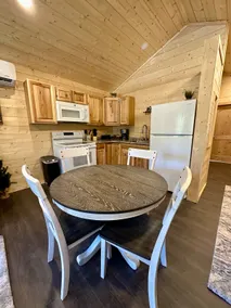 Beaver Creek Cabins - Cabin 3 - Image 4