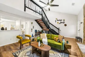 Stylish 2BR w/ Deck Near Marietta Square | Dogs OK - Image 4