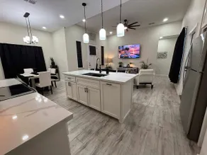 Modern 3BR Home: Pergola & Yard Oasis-Pet Friendly - Image 4