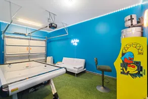 4bed- Family Fun: Game Room + Pool + gas fire pit - Image 2