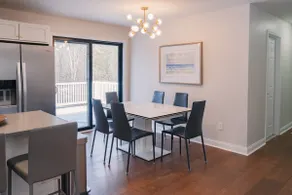 Luxury Newly Renovated 3BR 2BA| Family Fun - Image 4