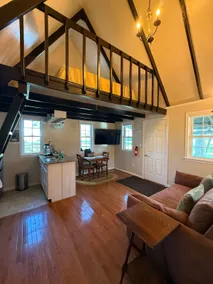 A Cabin with History - Image 3