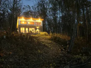 Red Roof Loft: Modern cabin on the Snake River - Image 2