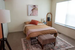 Cozy retreat w yard near Stadium, MD - Image 4