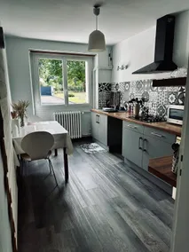 Charming apartment with private parking in Aurillac - Image 4