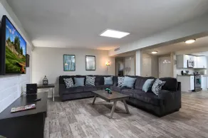 Spacious home ~ Great Freeway Access ~Sleeps 12~ - Image 5