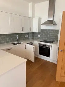 Luxury 2 Bedroom Apartment with Full Seaview's - Image 2
