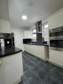 Oxford Detached Villa 5 Rooms Free Parking 4km from City Center - Image 5