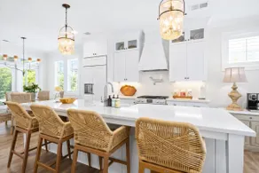 4BR Beaucoast | Walk to Pool + Downtown - Image 5