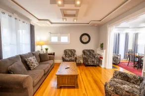 4 Bed 2 Bath Private House Near SU & Restaurants - Image 2