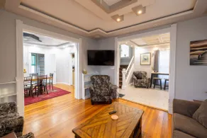 4 Bed 2 Bath Private House Near SU & Restaurants - Image 3