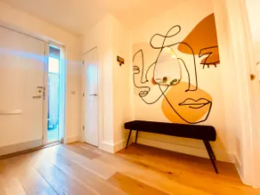 *NEW* super comfy stay Sleeps 7 FREE Parking - Image 5