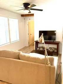Easy living, near downtown. - Image 2