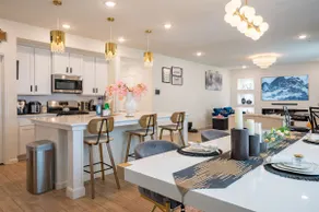 Spacious home for large group - Image 3