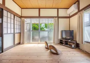 Entire house by the sea | 5 min walk | Pets welcome | Family friendly - Image 2