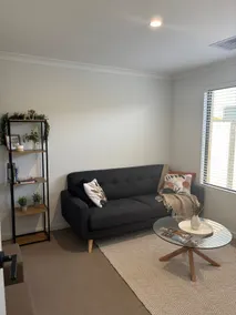 Cosy Coastal Guest Suite Location Location - Image 3