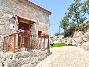 Three Sisters Retreat - Comfort House - Image 2