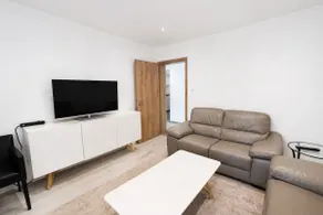 6 minutes from Basel | Full Kitchen | Garden | - Image 3