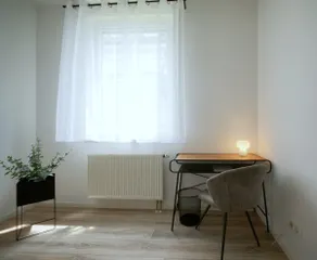 100m²Apartment| Business & Family Friendly|Parking - Image 5