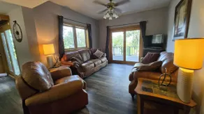 Cozy home overlooking beautiful Lake Shetek. - Image 2