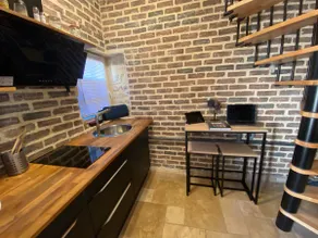 Independent house, private garden & parking - Image 2