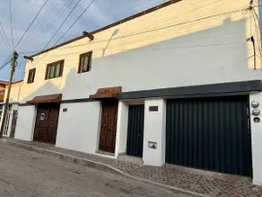 Comfortable apartment in the first block of SJR - Image 4