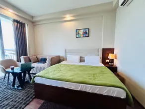 PrimeStays Studio | Couples, Work & Travel Ready - Image 4