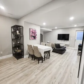 Bright & Spacious 3Br/2Bth Suite Private Entrance - Image 5