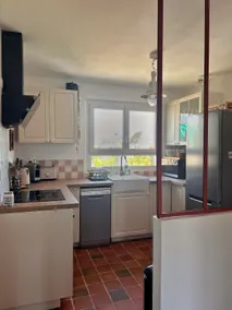 10° West · 2BR Renovated 2025 · Park View - Image 5