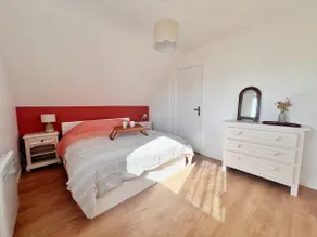 10° West · 2BR Renovated 2025 · Park View - Image 4