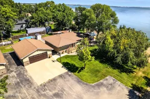 Rock Island Beach House - Image 2