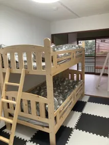 Entire house for rent with fantastic sauna and Totoro-themed bath, 5 minutes to Katsurahama; pets require prior discussion - Image 3