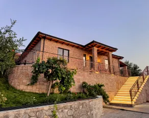 Green Garden Villa & Pool - Image 3