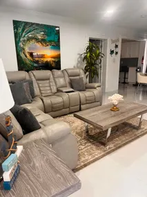 3BR home with private hot tub near the beach - Image 5