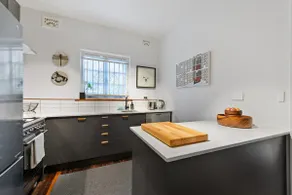Step Back into Style! 2Bed/1Bath/1Car ~ New Farm - Image 4