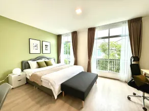 Nirin: Serene 2 Beds Townhome near Mega Bangna - Image 3